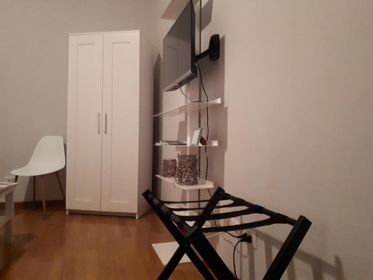 Appartamento Diego Милано Екстериор снимка